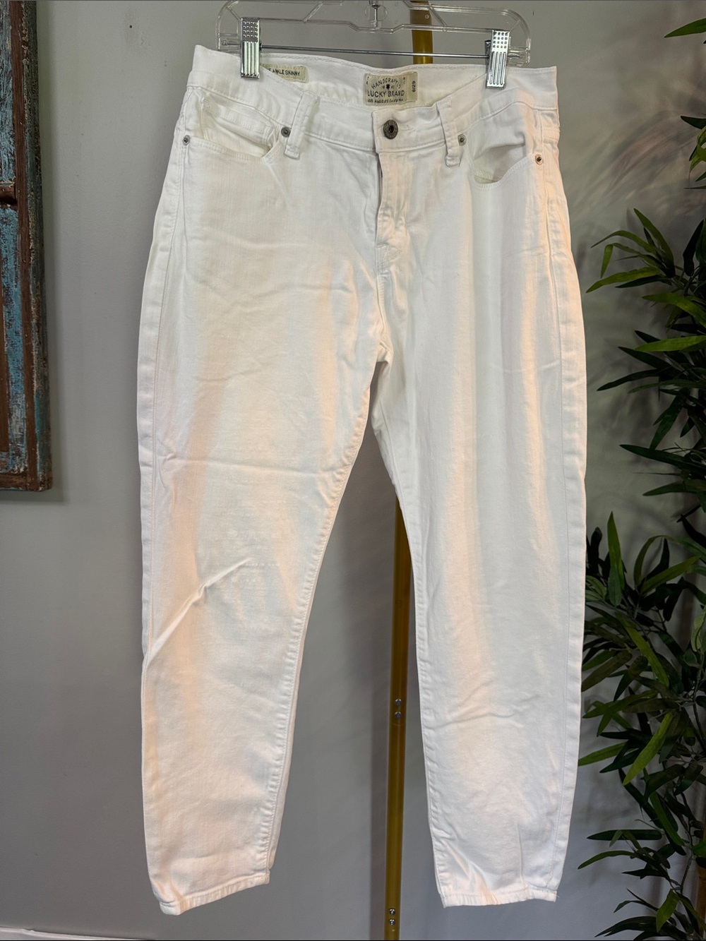 Lucky Brand low rise White Cropped Ankle Jeans for Women